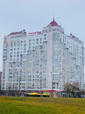 Real Home Apartments- Geroiv Dnipra Metro Station
